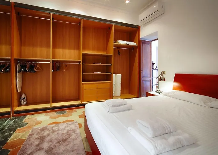 Colosseum Maximus Hotel *