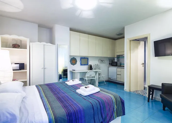 Colosseum Maximus Hotel *